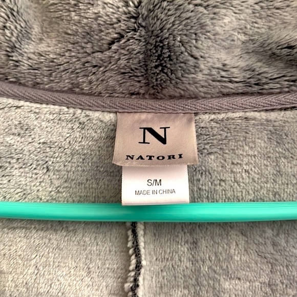 Plush Natori cardigan - Picture 2 of 4